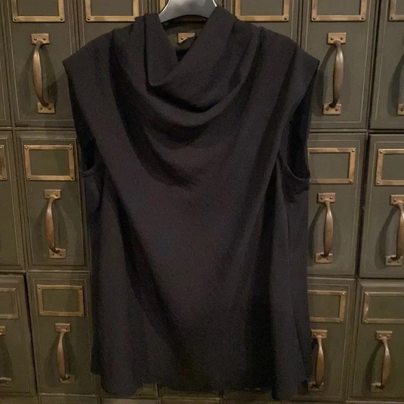 T9 by Tammi Chomski Top - Picture 1 of 7